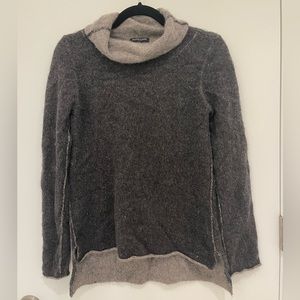 Eileen fisher 100% cashmere two tone pullover sweater.